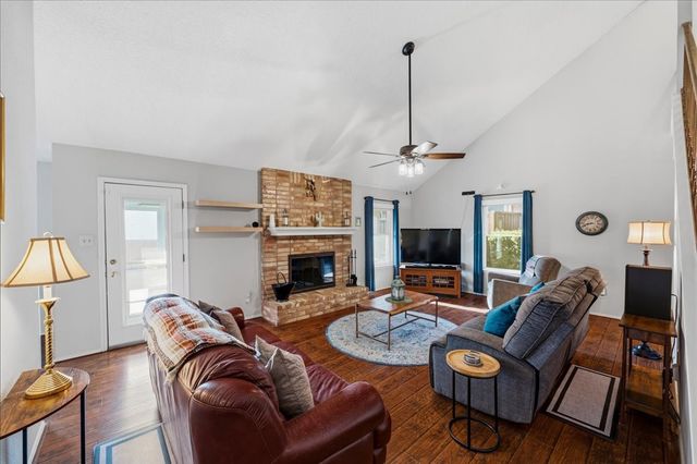 407 Nita Lane, Euless, TX 76040