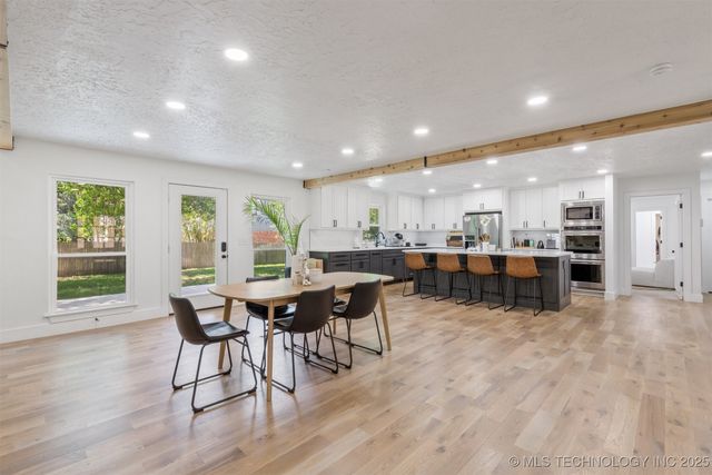 10123 S Urbana Avenue, Tulsa, OK 74137