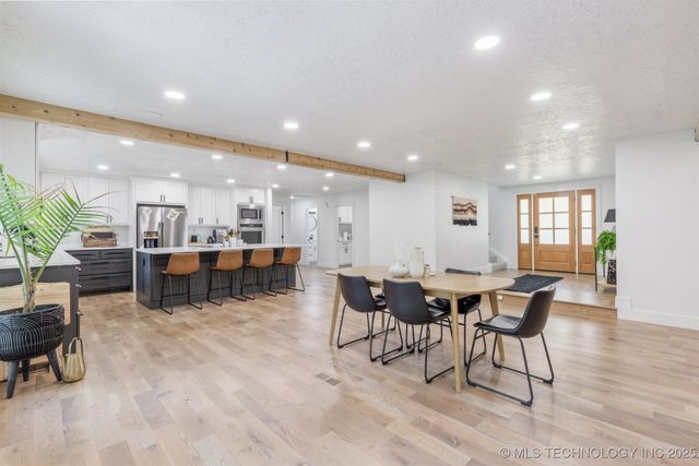 10123 S Urbana Avenue, Tulsa, OK 74137