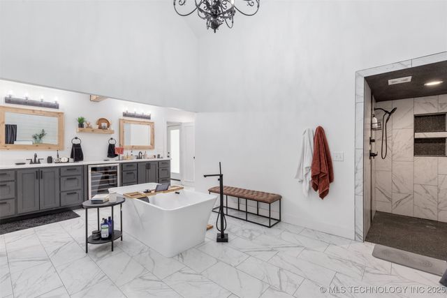 10123 S Urbana Avenue, Tulsa, OK 74137