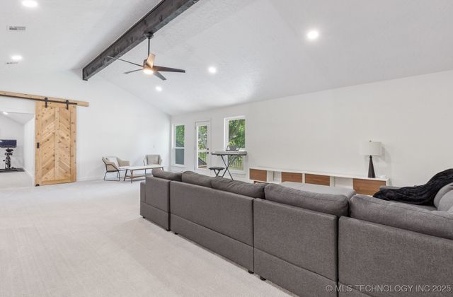 10123 S Urbana Avenue, Tulsa, OK 74137