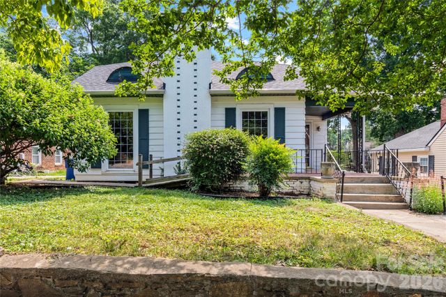 2805 Bon Air Avenue, Winston Salem, NC 27105