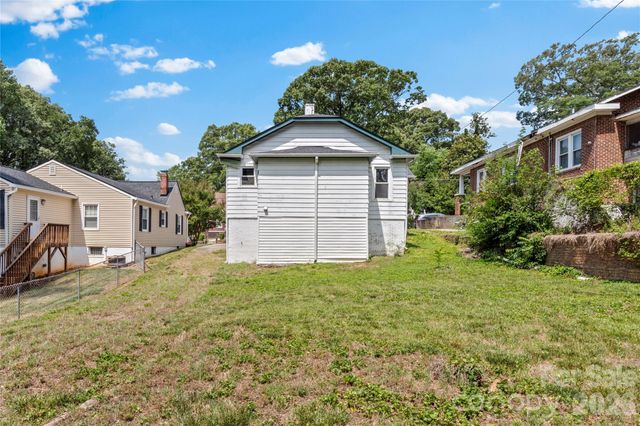 2805 Bon Air Avenue, Winston Salem, NC 27105