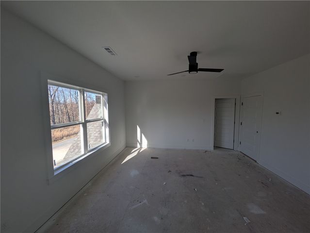 55 Northampton Drive, Bella Vista, AR 72714