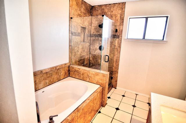 8205 Intrepid Lane, Rowlett, TX 75089