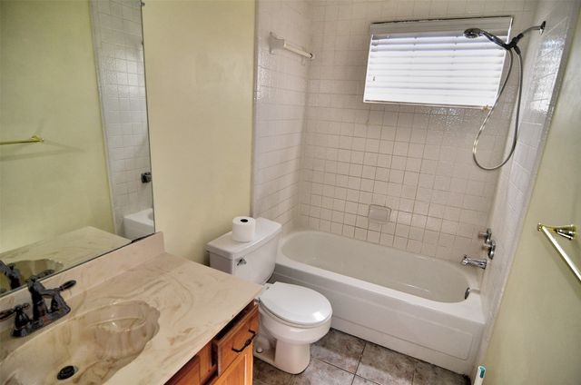 8205 Intrepid Lane, Rowlett, TX 75089