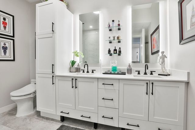 18 Artisan Drive 217, Salem, NH 03079