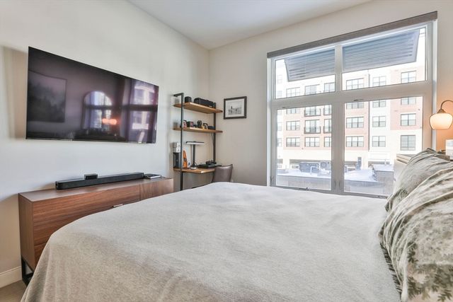 18 Artisan Drive 217, Salem, NH 03079