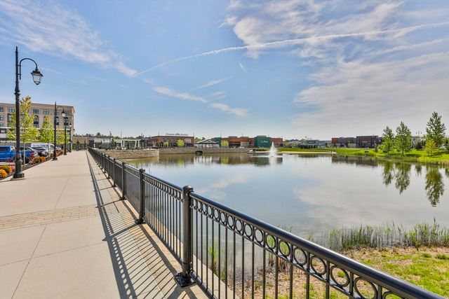 18 Artisan Drive 217, Salem, NH 03079