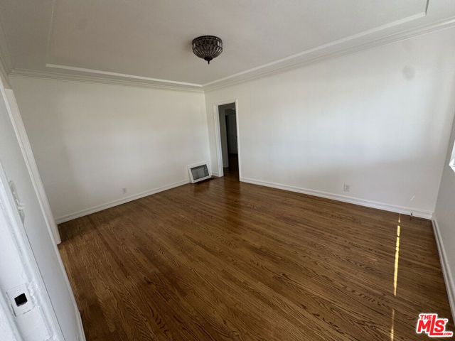 6003 Bellflower Boulevard, Lakewood, CA 90713