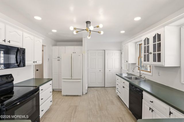 1033 Birmingham Avenue, Toms River, NJ 08757