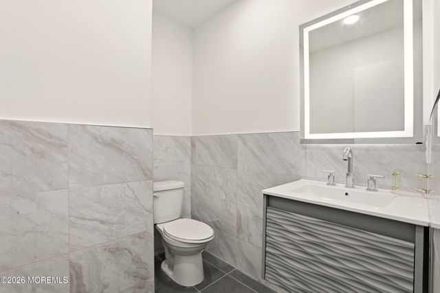 1033 Birmingham Avenue, Toms River, NJ 08757