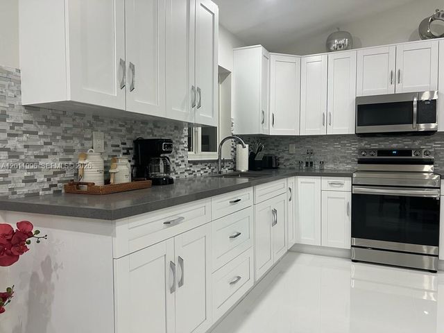 16341 SW 145th Ct 0, Miami, FL 33177