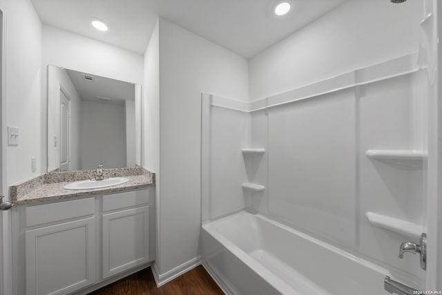 16166 Farmer, Lytle, TX 78052