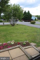 33 SAVANNAH SPARROW LN, Martinsburg, WV 25405