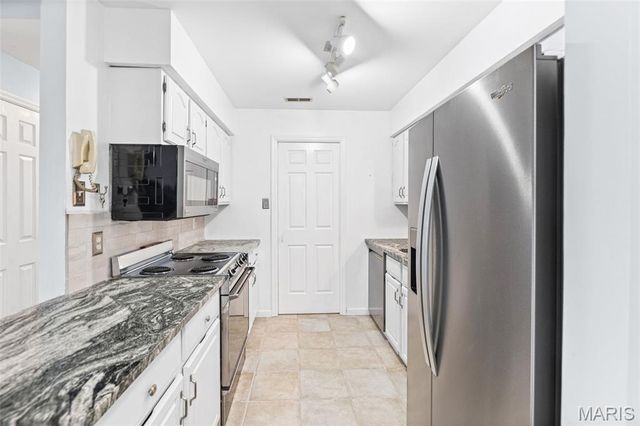 11212 Gravois Road 202, Sappington, MO 63126