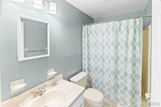 11212 Gravois Road 202, Sappington, MO 63126
