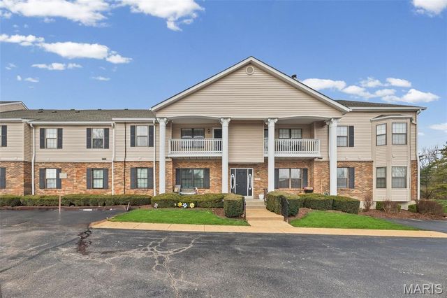 11212 Gravois Road 202, Sappington, MO 63126