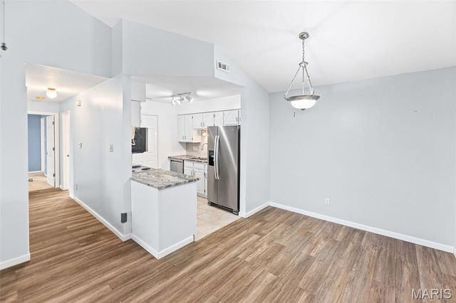 11212 Gravois Road 202, Sappington, MO 63126