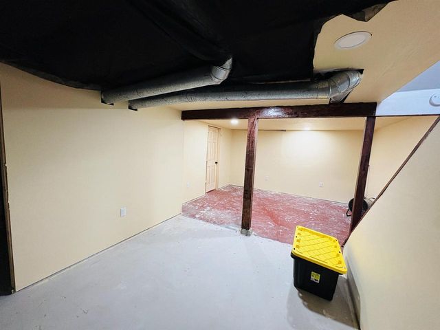 2015 Pioneer Drive, Beloit, WI 53511