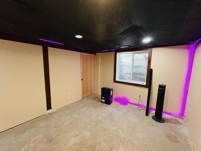 2015 Pioneer Drive, Beloit, WI 53511