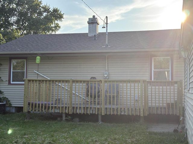 2015 Pioneer Drive, Beloit, WI 53511