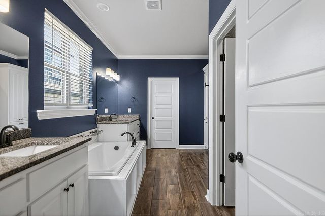 2013 Tapped Maple Drive, Sherwood, AR 72120