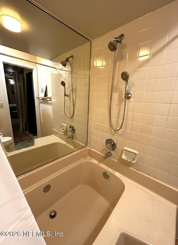 8062 LOCH LOMOND Lane, Jacksonville, FL 32244