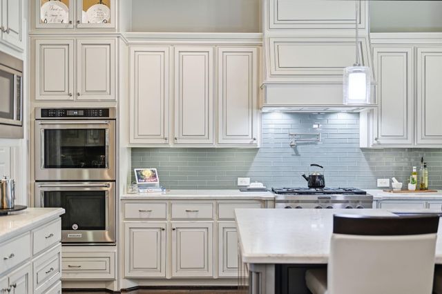 4043 Woodland Meadow Drive, Spring, TX 77386