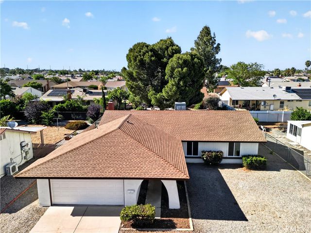 26170 Lancaster, Menifee, CA 92586