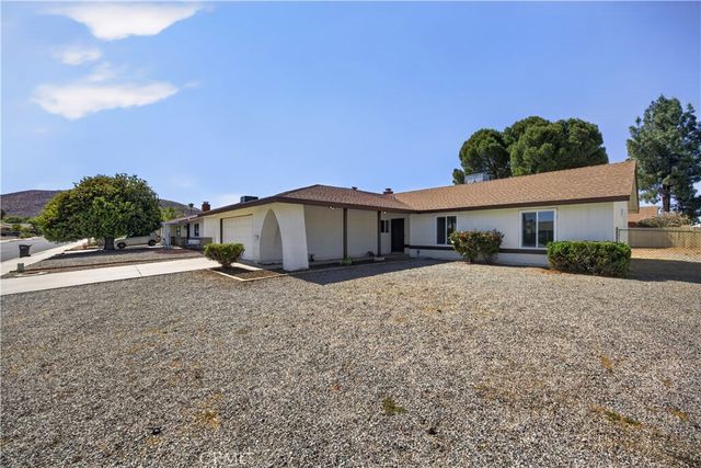 26170 Lancaster, Menifee, CA 92586