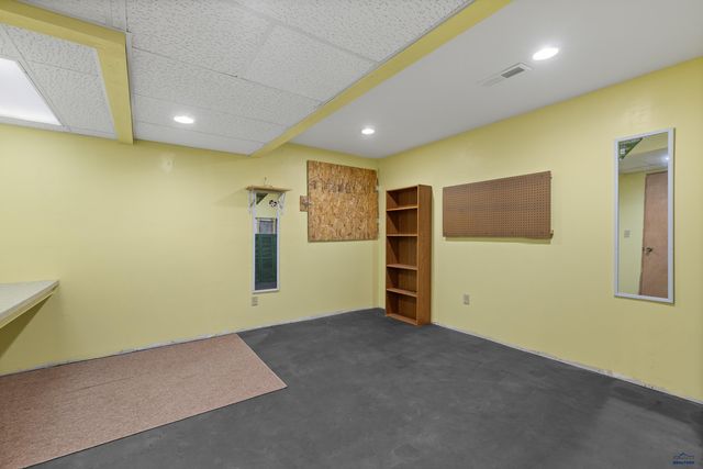 11981 MOUNTAIN LION LN, Hot Springs, SD 57747