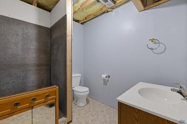 11981 MOUNTAIN LION LN, Hot Springs, SD 57747