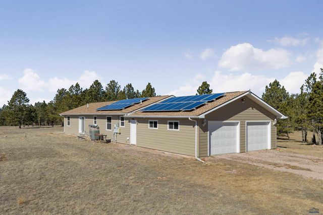 11981 MOUNTAIN LION LN, Hot Springs, SD 57747