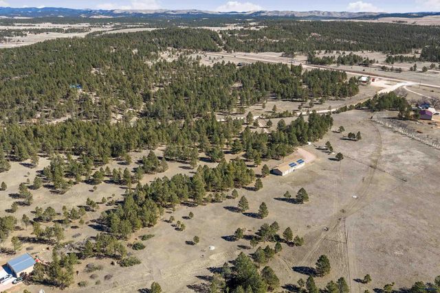 11981 MOUNTAIN LION LN, Hot Springs, SD 57747