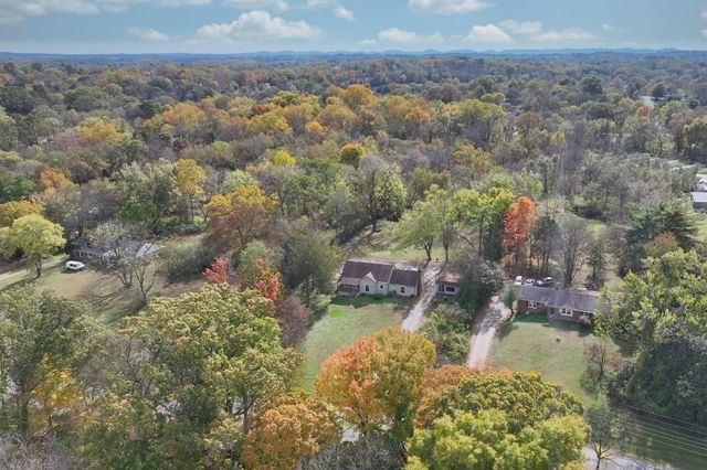 291 Haywood Ln, Nashville, TN 37211