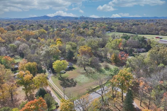 291 Haywood Ln, Nashville, TN 37211