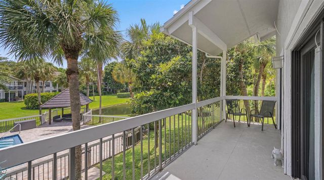 11863 Wimbledon Circle 532, Wellington, FL 33414