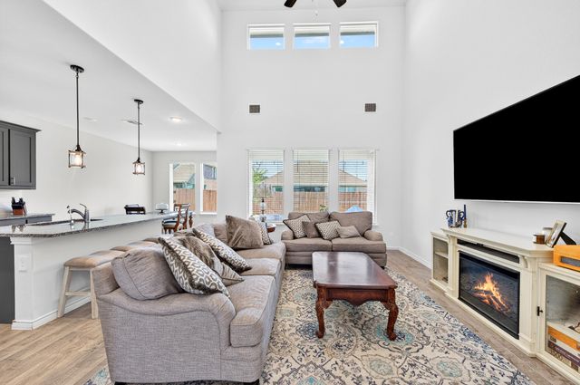 920 Arkan Lane, Fort Worth, TX 76120
