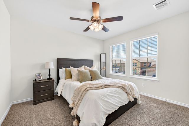 920 Arkan Lane, Fort Worth, TX 76120