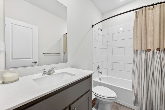 920 Arkan Lane, Fort Worth, TX 76120