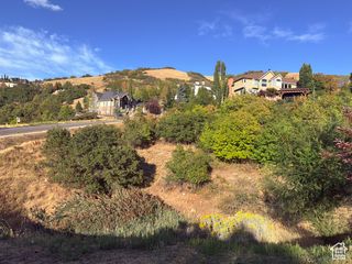 348 E HIDDEN LAKE DR # 107, Bountiful, UT 84010