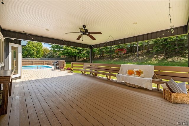 2780 Lyons Road, Camillus, NY 13031