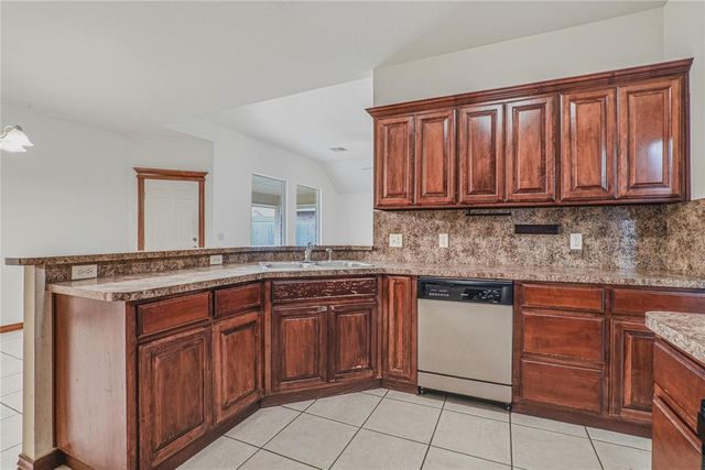 1700 SW 31st Terrace, Moore, OK 73160