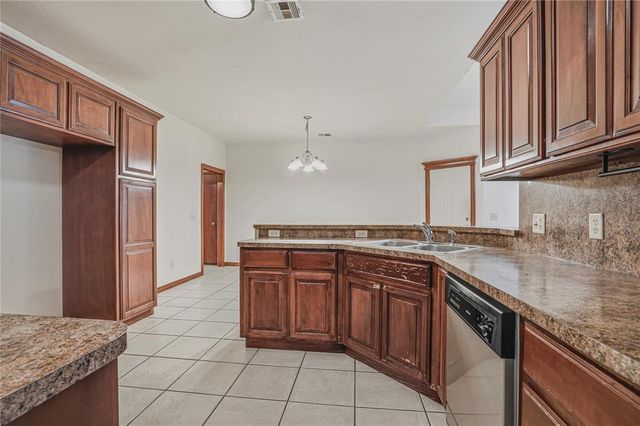 1700 SW 31st Terrace, Moore, OK 73160