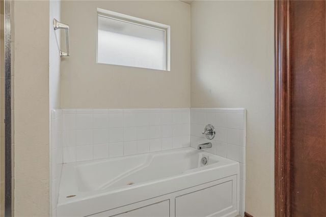 1700 SW 31st Terrace, Moore, OK 73160