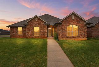 1700 SW 31st Terrace, Moore, OK 73160