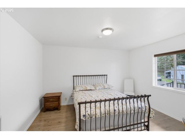 30920 BERLIN Rd, Lebanon, OR 97355