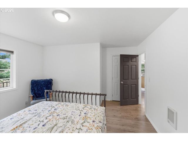 30920 BERLIN Rd, Lebanon, OR 97355