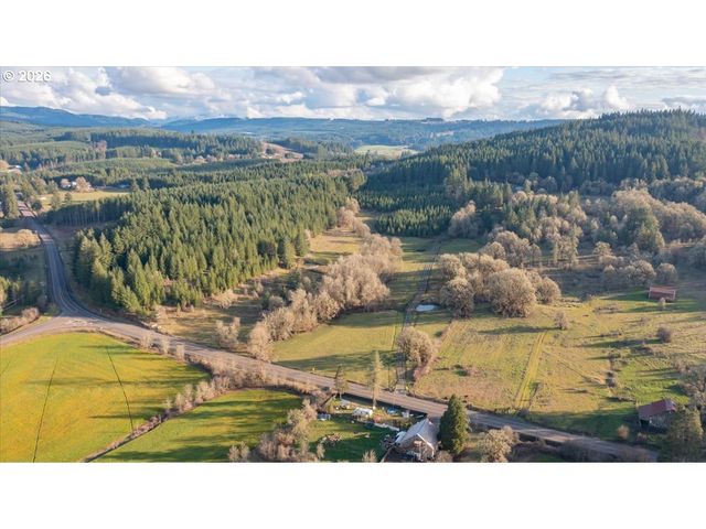 30920 BERLIN Rd, Lebanon, OR 97355